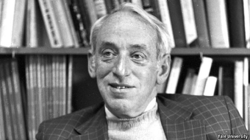 James Tobin Premio Nobel de Economía