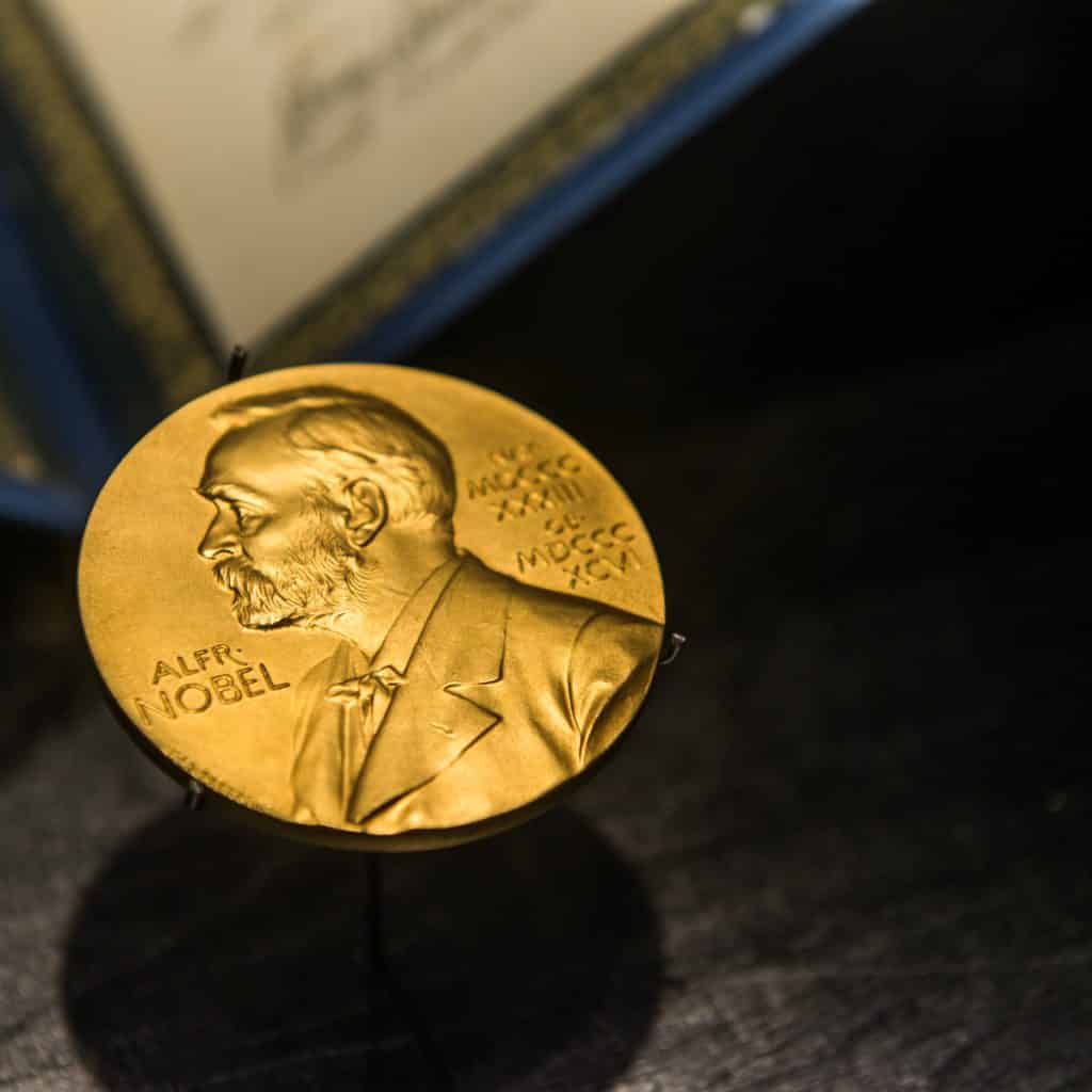 premios-nobel-economia