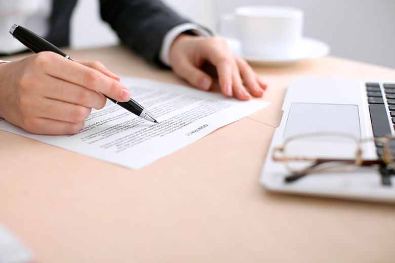 ¿Cuál es la diferencia entre licencia de apertura y actividad?