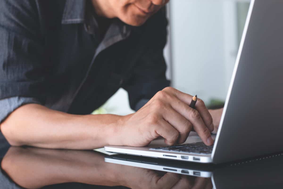 ¿Puedo darme de alta al IAE sin ser autónomo?