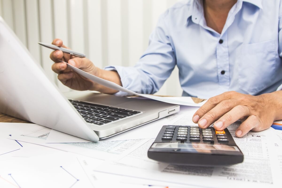 Cómo facturar el IVA a clientes extranjeros si eres autónomo