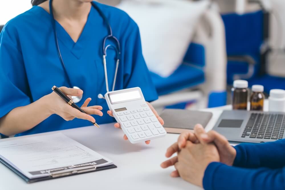 reembolso gastos médicos autónomos